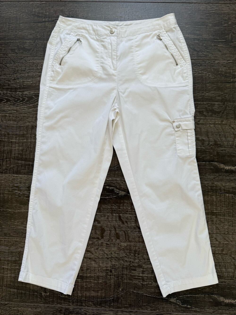 Z energy By Chicos Women’s White Cargo Pockets Crop Stretch Pants Sz 0